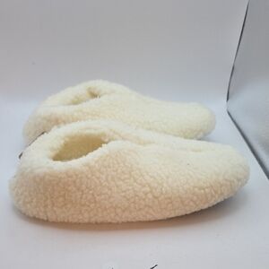 Victoria Secret Pink Cozy Cream Fleece Slippers, Womens Small (5-6)